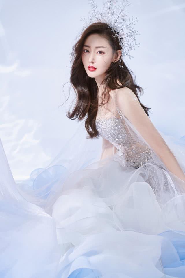 ���찮������ɫ��ɴȹ�������ˣ�̫����Ψ����